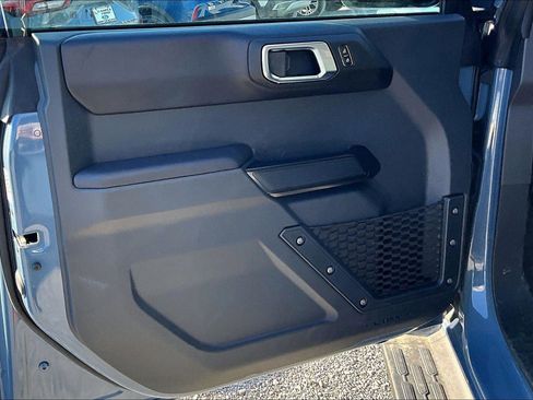 Used 2025 Ford Bronco Outer Banks image 15