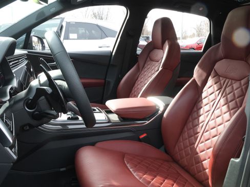 Used 2023 Audi SQ7 Prestige image 33