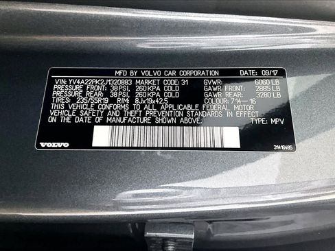 Used 2018 Volvo XC90 T6 Momentum w/ Convenience Package image 30