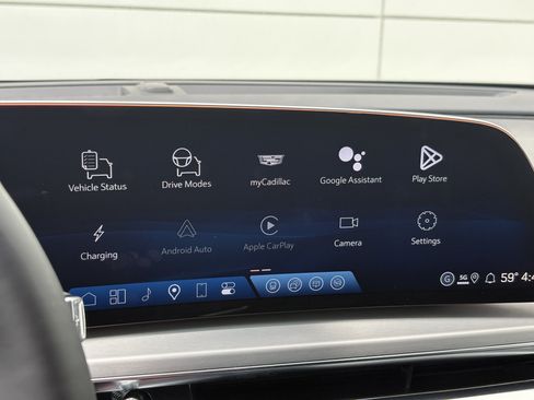 New 2026 Cadillac Lyriq Luxury AWD/4WD image 21