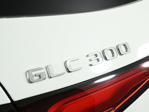 Certified 2025 Mercedes-Benz GLC 300 GLC 300 image 26