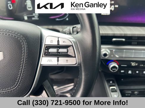 Certified 2024 Kia Telluride EX w/ EX Captain's Chair Package FWD image 32