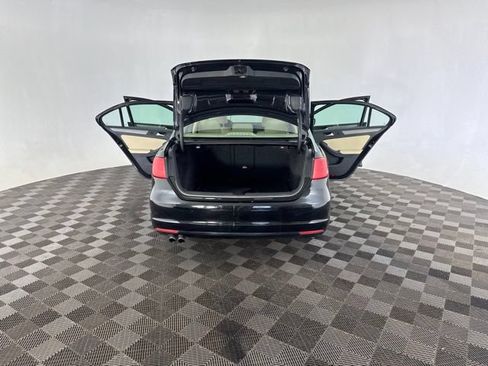 Used 2014 Volkswagen Jetta TDI FWD image 18