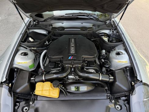 Used 2002 BMW Z8 RWD image 32