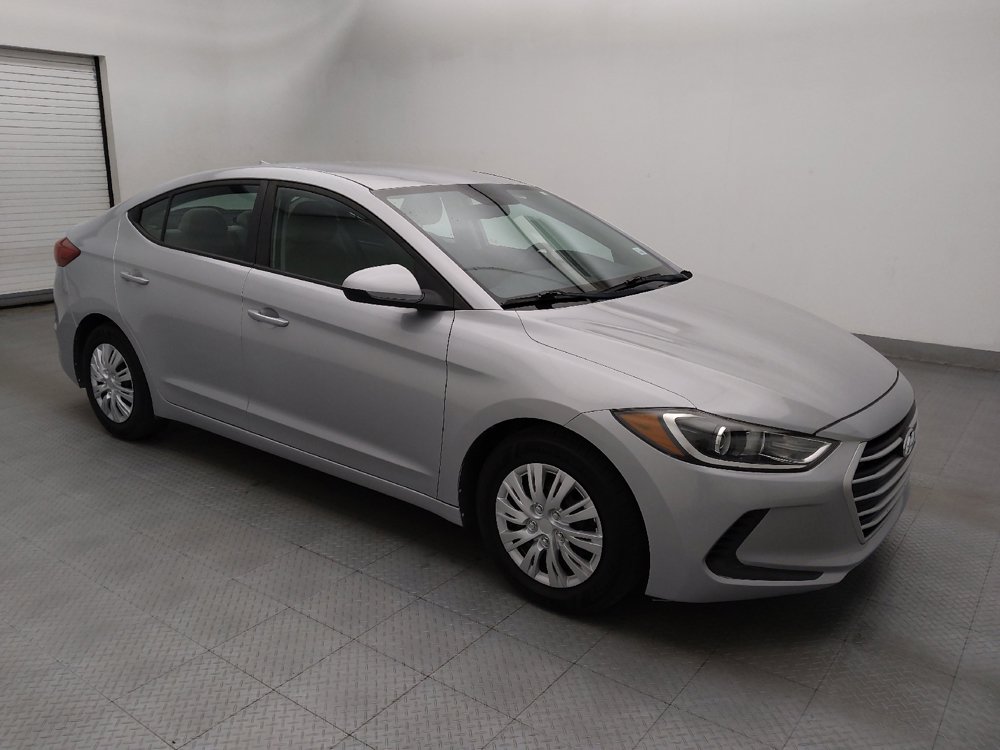 Used 2017 Hyundai Elantra SE FWD image 11