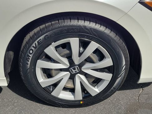 Certified 2024 Honda Civic LX image 6