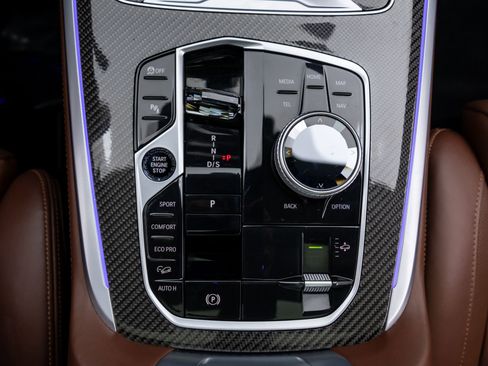 Used 2023 BMW X7 M60i w/ Executive Package image 21