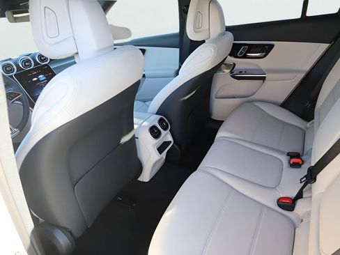New 2026 Mercedes-Benz GLC 300 4MATIC image 21