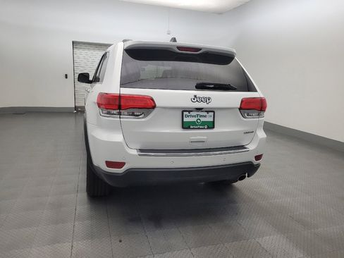 Used 2017 Jeep Grand Cherokee Limited RWD image 6