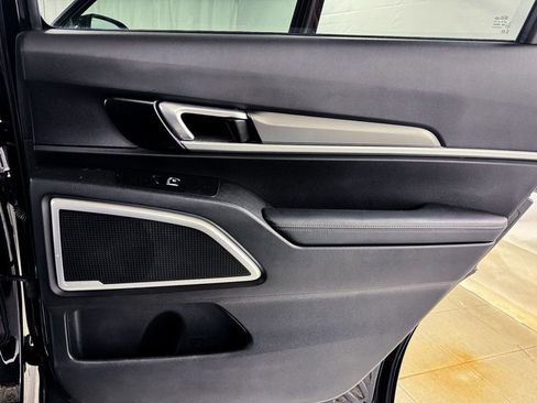 Used 2020 Kia Telluride S image 16