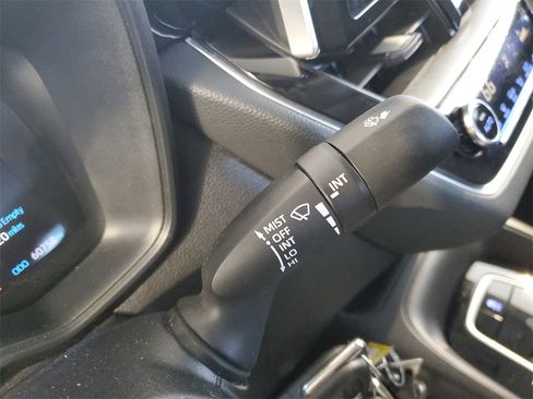 Used 2020 Toyota Corolla LE image 27