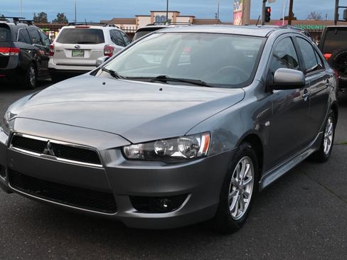 Used 2014 Mitsubishi Lancer ES image 4