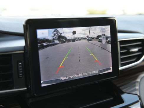 Used 2023 Ford Explorer Limited w/ Equipment Group 301A image 22