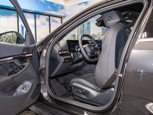 Used 2026 BMW i5 eDrive40 image 13