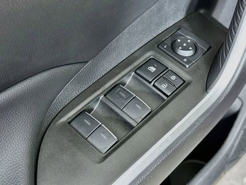 Used 2025 Toyota RAV4 XLE w/ Convenience Package FWD image 28