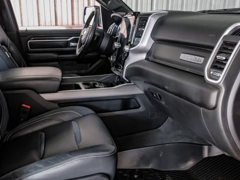 Used 2022 RAM 1500 Big Horn AWD/4WD image 12