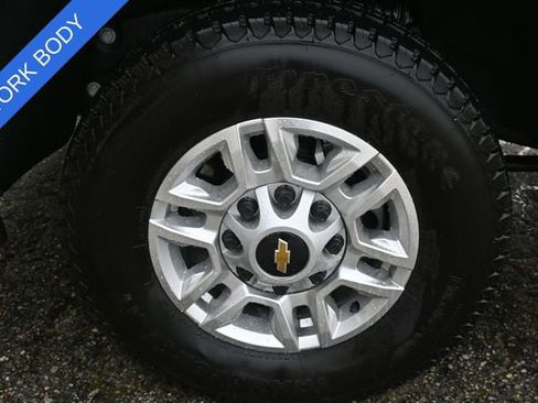 New 2025 Chevrolet Silverado 2500 W/T w/ WT Convenience Package image 26