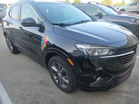 Used 2021 Buick Encore GX Select w/ Sport Touring Package AWD/4WD image 3