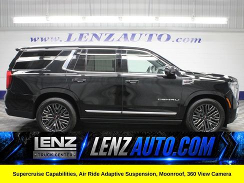 Used 2025 GMC Yukon Denali w/ Denali Reserve Package AWD/4WD image 1