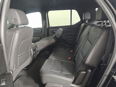 Used 2023 Chevrolet Traverse LT AWD/4WD image 7