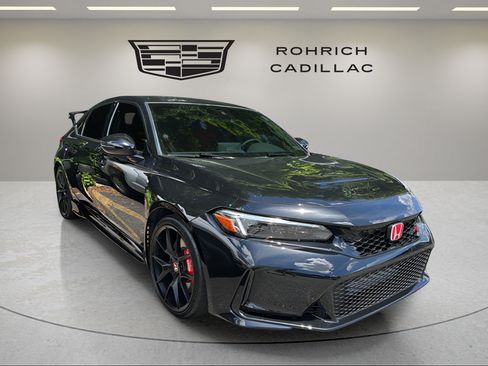 Used 2025 Honda Civic Type R image 3