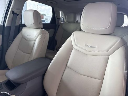 Certified 2024 Cadillac XT5 Premium Luxury w/ LPO, Floor Liner Package AWD/4WD image 20