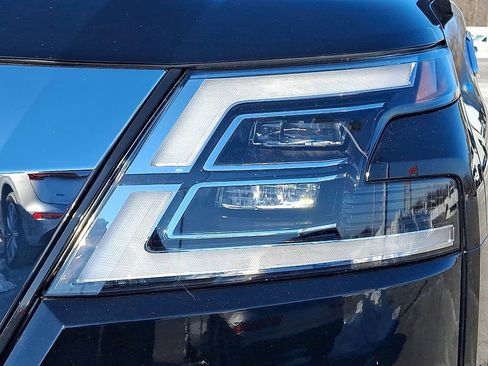 Used 2023 Nissan Armada SV w/ Cargo Package AWD/4WD image 10