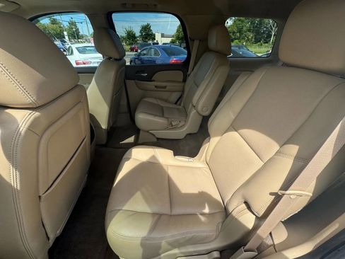 Used 2011 Chevrolet Tahoe LTZ image 16