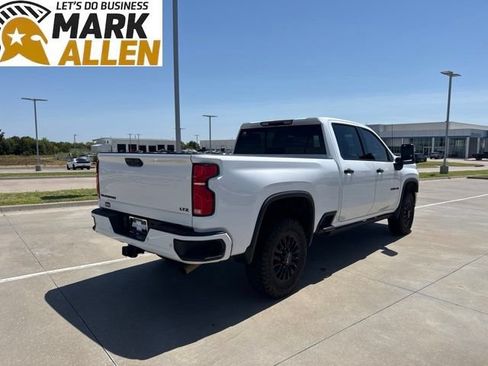 Used 2024 Chevrolet Silverado 2500 LTZ w/ LTZ Plus Package AWD/4WD image 5