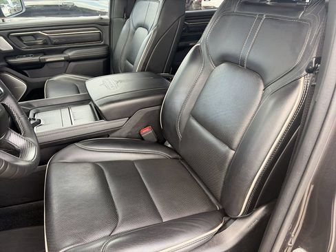 Used 2021 RAM 1500 Limited AWD/4WD image 11