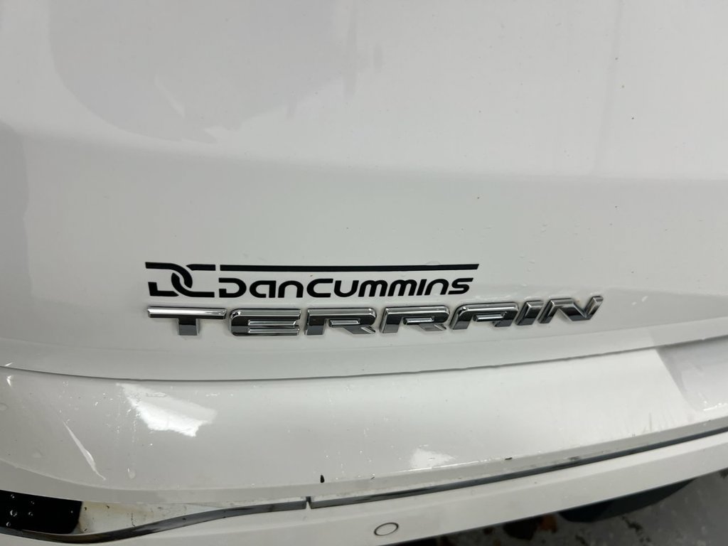 Used 2019 GMC Terrain Denali w/ Advanced Safety Package AWD/4WD image 27