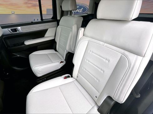 Used 2024 Hyundai Santa Fe Calligraphy AWD/4WD image 26