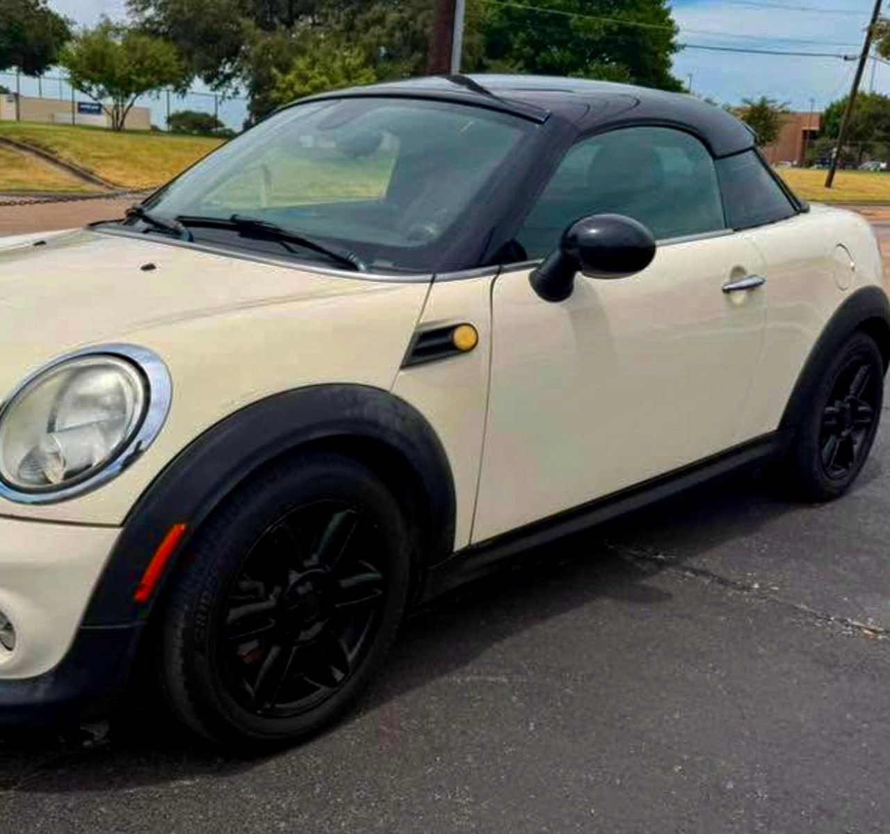 Used 2012 MINI Cooper Coupe FWD image 1