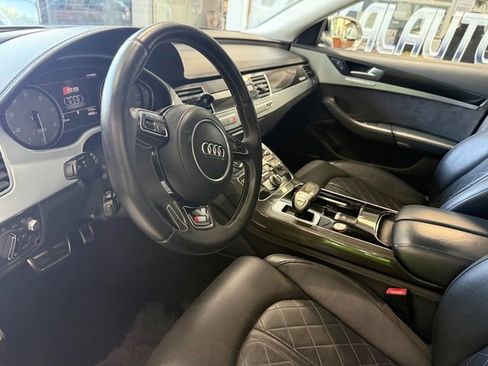 Used 2016 Audi S8 image 12