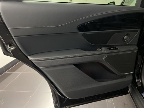 Used 2025 Lincoln Nautilus Premier w/ Equipment Group 102A image 32