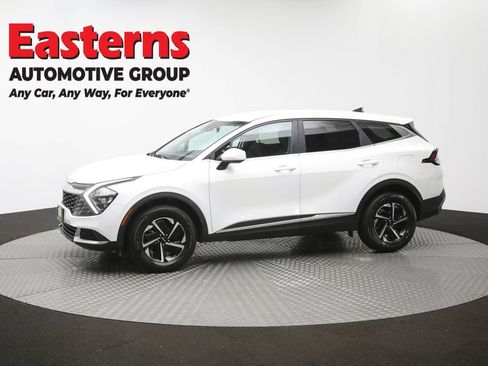 Used 2023 Kia Sportage LX AWD/4WD image 57