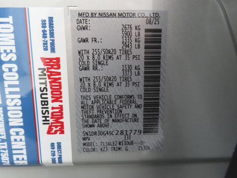 Used 2025 Nissan Pathfinder Platinum w/ Cargo Package image 29