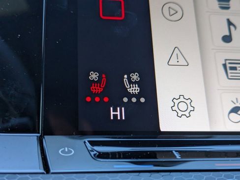 New 2024 Volkswagen GTI SE image 23