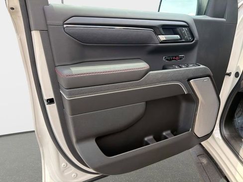 New 2026 GMC Sierra 1500 AT4X AWD/4WD image 17