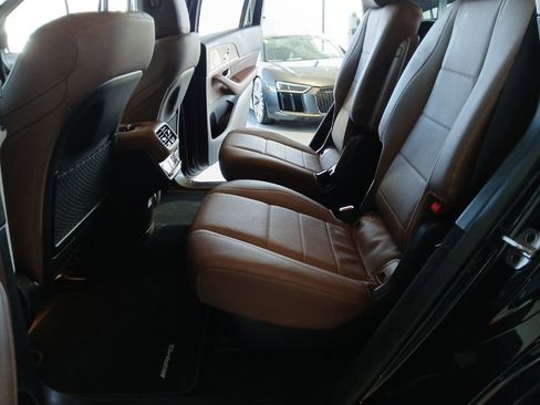 Used 2024 Mercedes-Benz GLS 450 4MATIC image 23