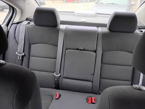 Used 2015 Chevrolet Cruze LT image 18