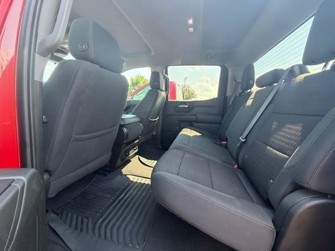 Used 2022 Chevrolet Silverado 1500 Custom Trail Boss AWD/4WD image 9