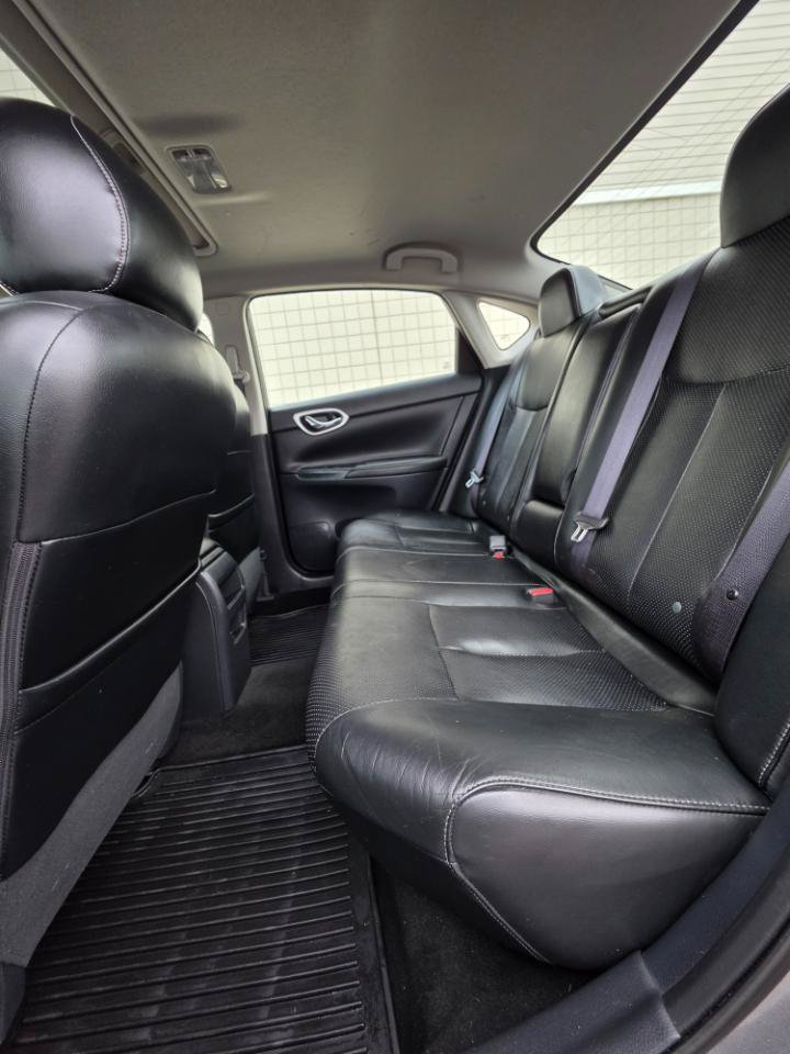 Used 2015 Nissan Sentra SR w/ SR Premium Package FWD image 12