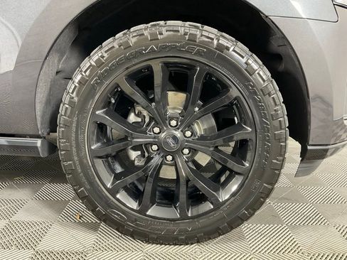 Used 2024 Ford Expedition Limited RWD image 10