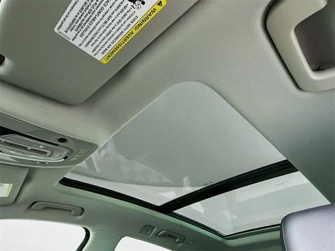 Used 2018 Audi Q5 2.0T Premium Plus w/ Premium Plus Package image 11