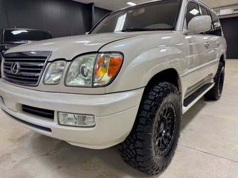 Used 2005 Lexus LX 470 4WD image 14