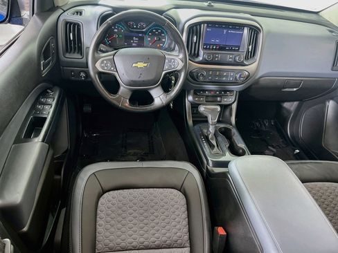 Used 2019 Chevrolet Colorado Z71 AWD/4WD image 21