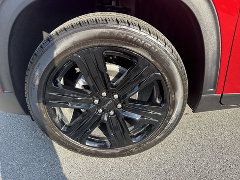 New 2026 GMC Acadia Elevation w/ Black Edition AWD/4WD image 19