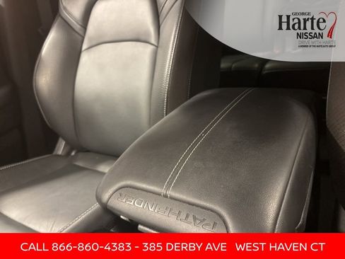 Certified 2023 Nissan Pathfinder SL image 14