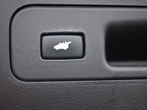 Used 2017 Acura MDX FWD w/ Advance Package image 29